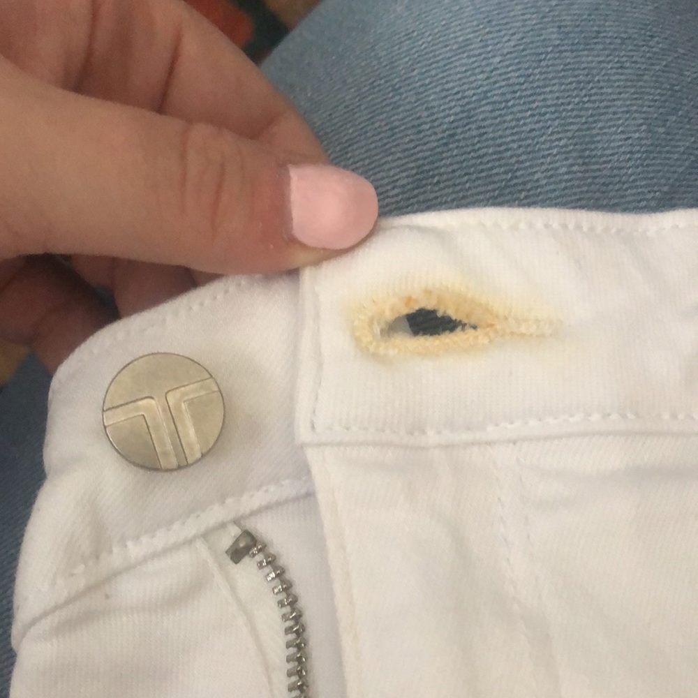 White jeans! - Picture 3 of 3